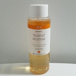 REN Ready Steady Glow Daily AHA Tonic